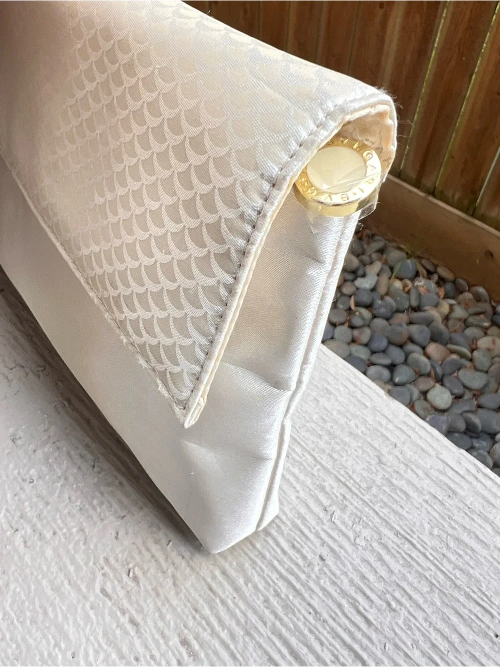 Bvlgari Emirates Ivory Mini Clutch NWOT Bag Cosmetic Pouch Y2K Gold Hardware LUX